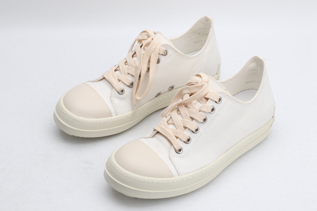 R.O sneakers